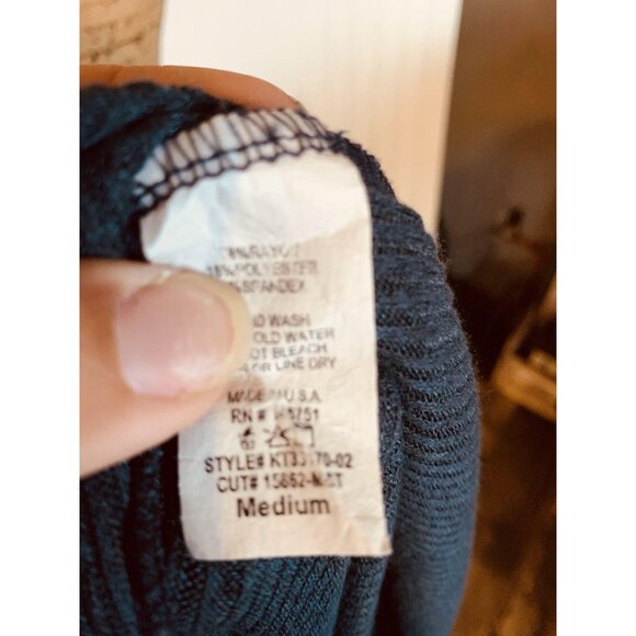 🌸3/$15🌸Light Navy Cold Shoulder Sweater Medium Long Sleeve - Picture 6 of 6